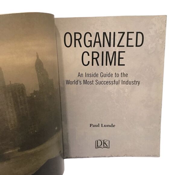 Book Organized Crime: The Insider’s Guide to the World’s Most Successful - Picture 4 of 7